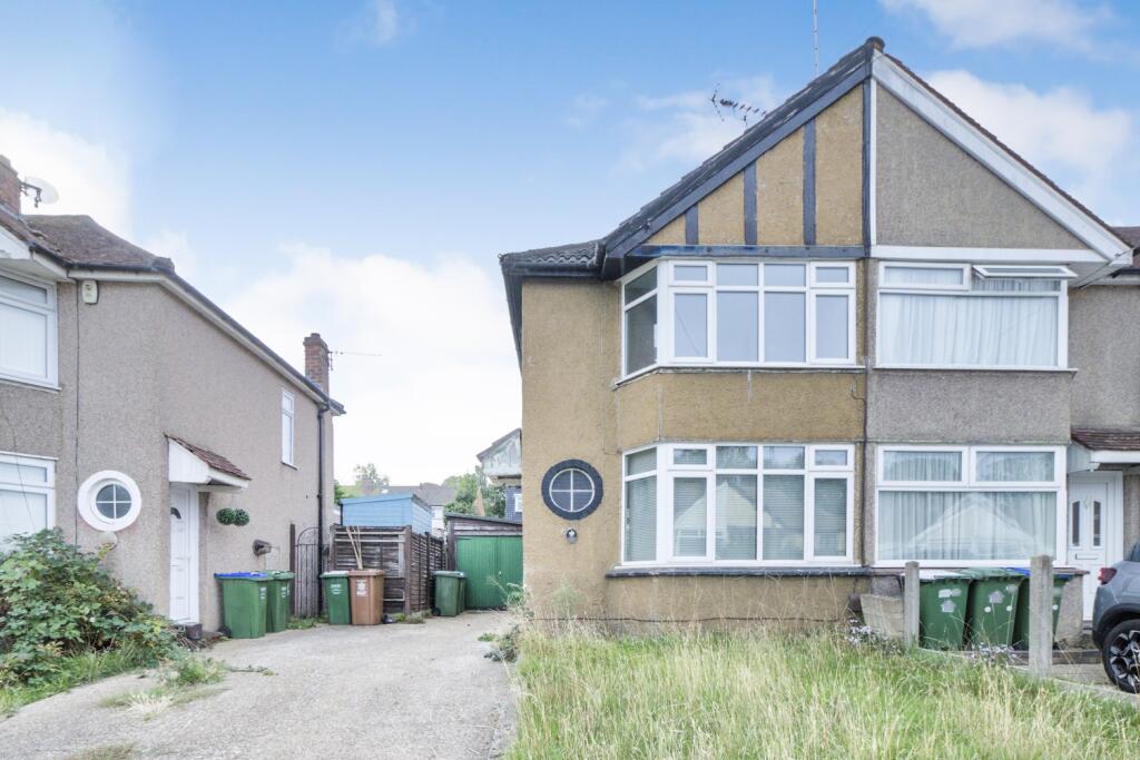 Main image of property: Parkside Avenue Bexleyheath DA7