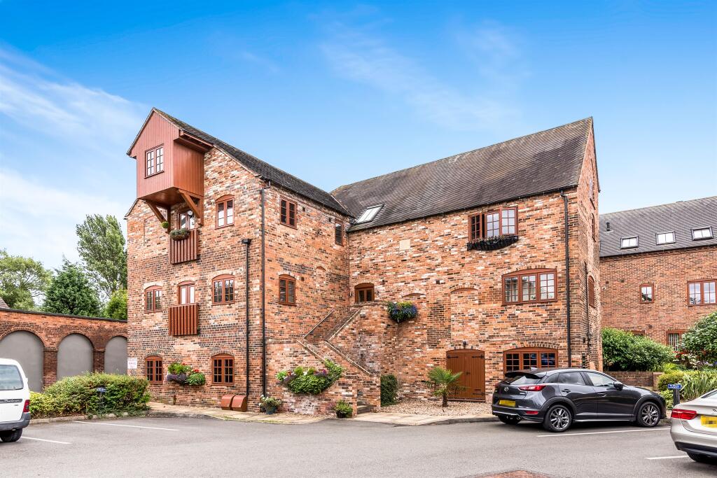 Main image of property: Granary Place, Kingsbury, Tamworth