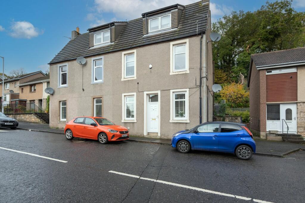 2-bed flat on Main Street, Newmills, Dunfermline, KY12, £85,000