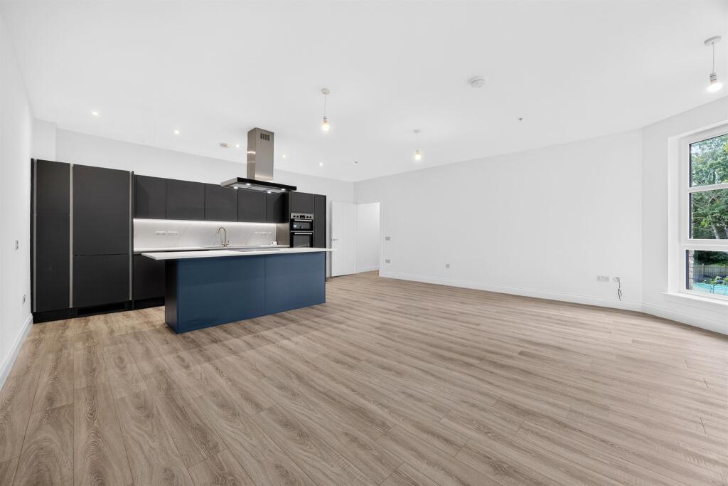 Apartment in Paisley - View 4