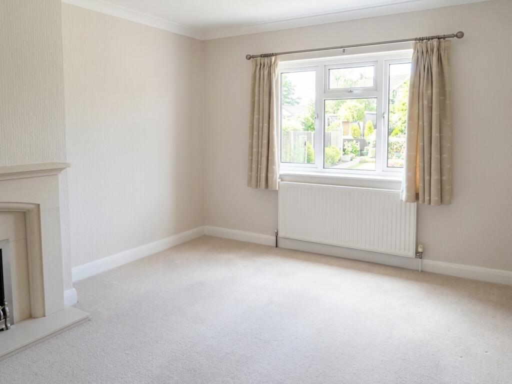 St Michaels Road, Boldmere. B73 5TA photo 3