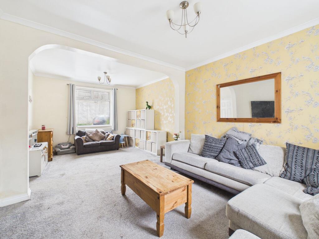 South Griffin Terrace, Blaina, NP13 - View 2