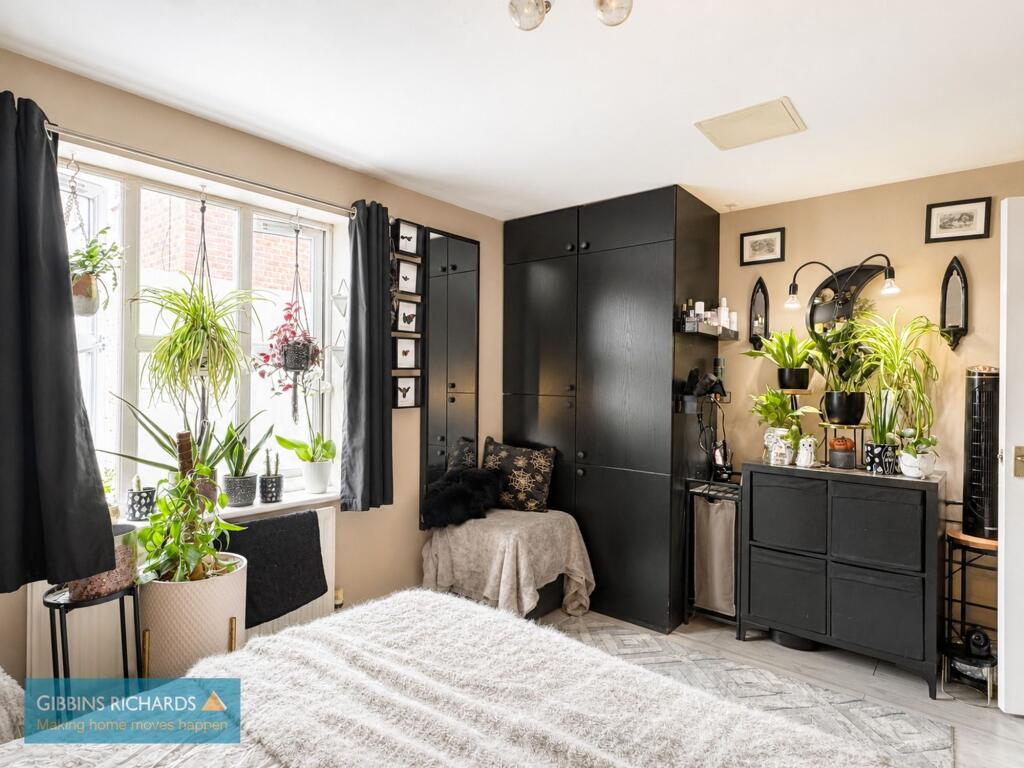 Apartment in Taunton - View 5