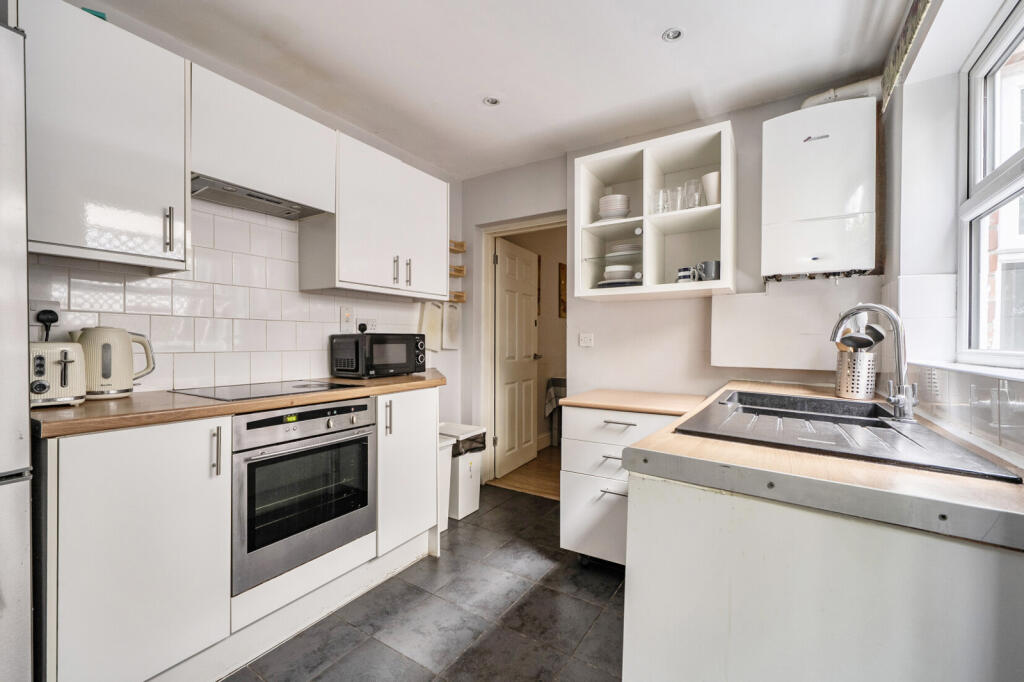 House in Reading - View 5