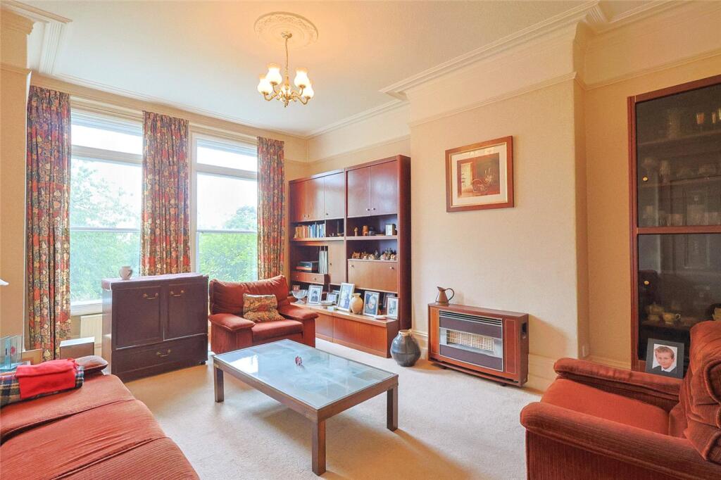 House in Wirral, Liverpool City Region - View 4