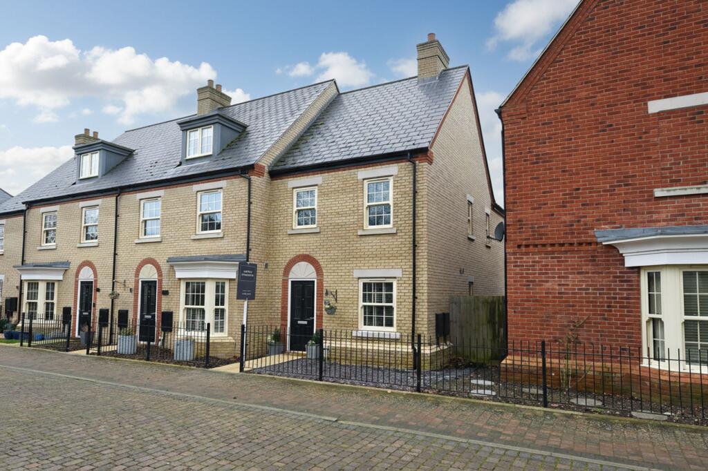 Main image of property: Central Avenue, Brampton, PE28