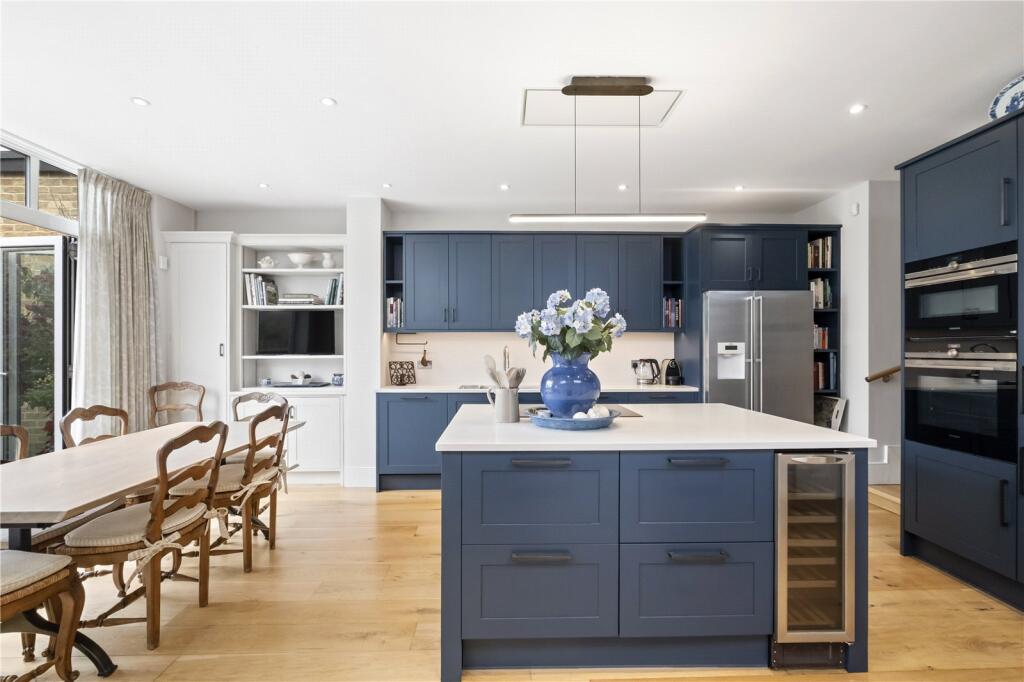 House in London - View 4