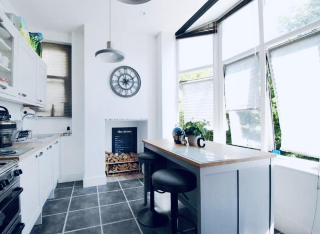 Apartment in Bromley, Bromley Park, Plaistow