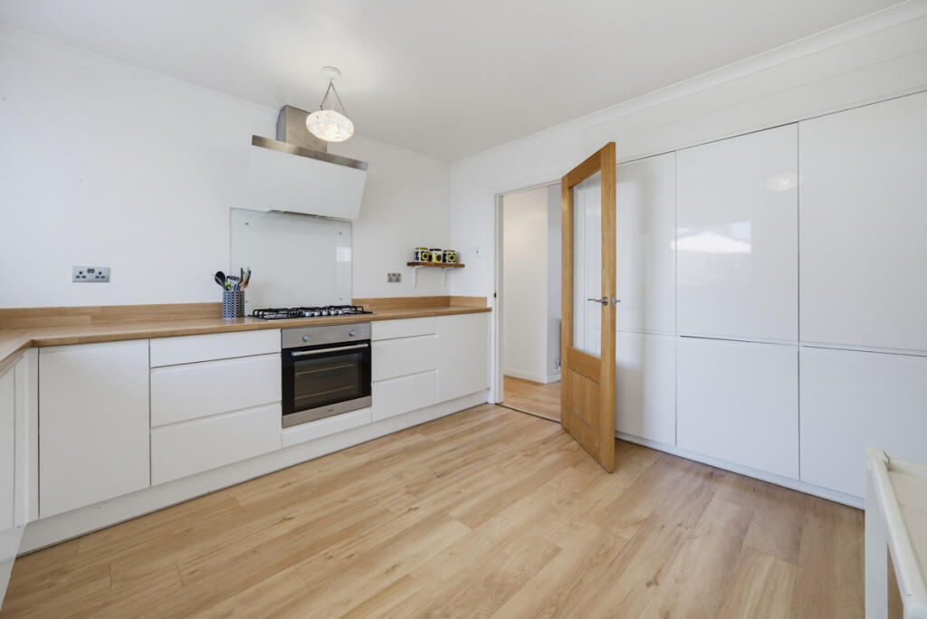 Heol Gam, Bridgend, CF31 - View 2