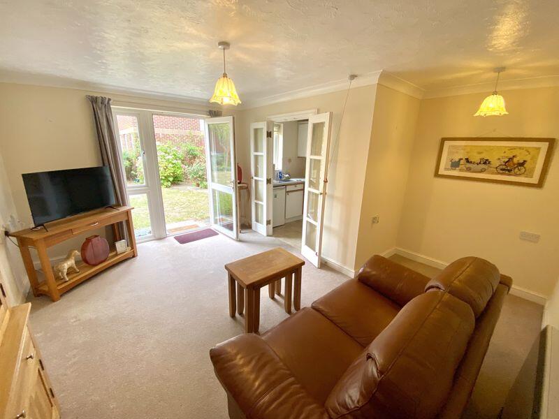 Moresby Court, Westbury Road, Fareham photo 3