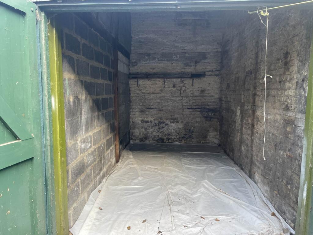 Main image of property: Royal Crescent Mews, Holland Park