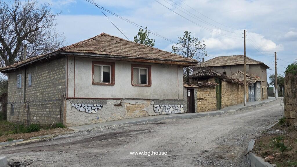 Main image of property: Opaka, Targovishte
