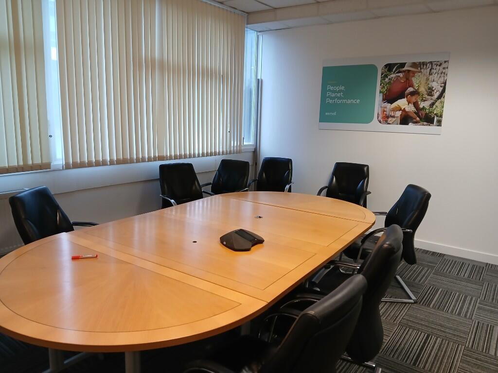 Office/Meeting Room