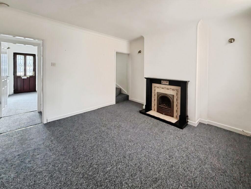 House in Dudley - View 3