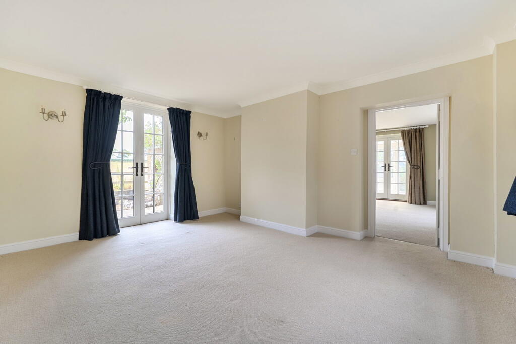 House in Salisbury - View 5