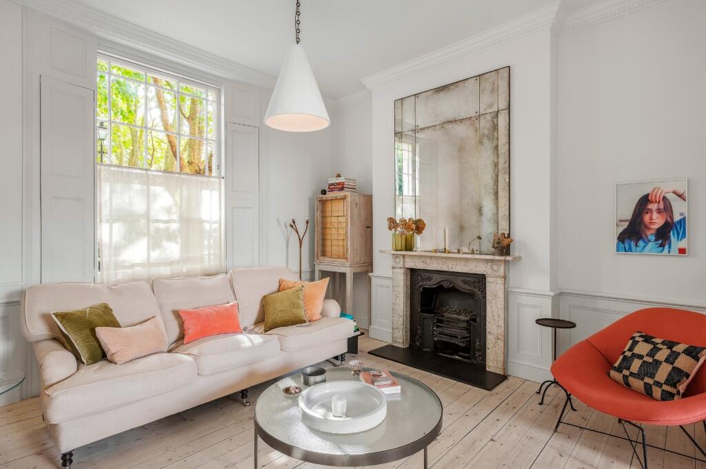 Apartment in London - View 2
