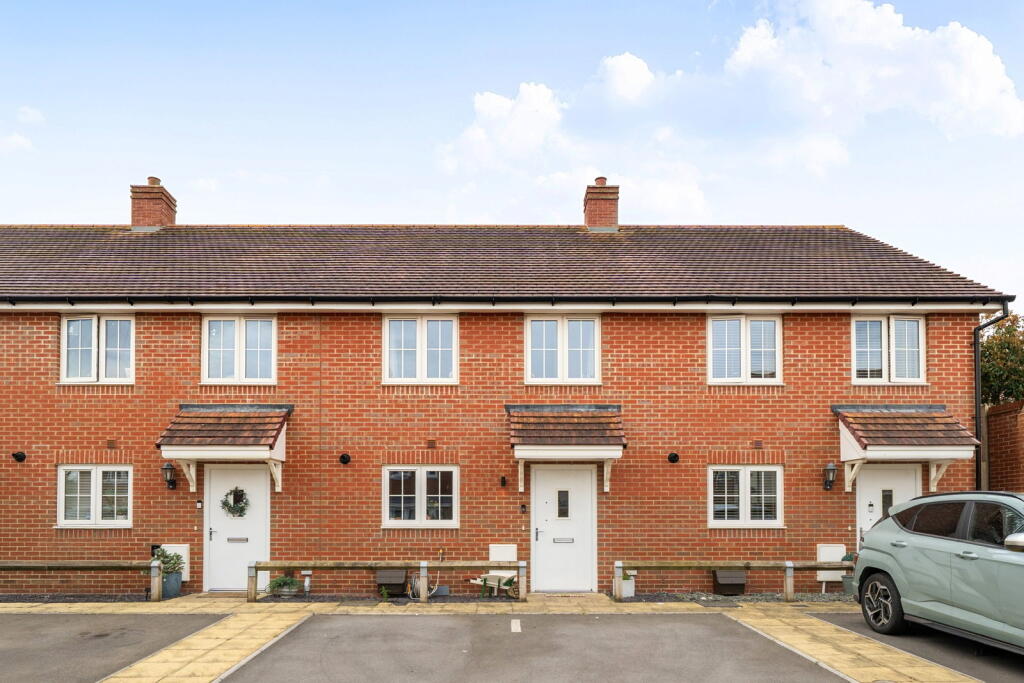 Main image of property: Kiln Row, Boorley Green, Southampton, SO32