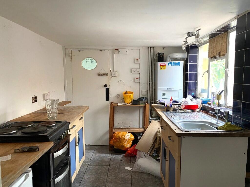 House in Bath - View 4