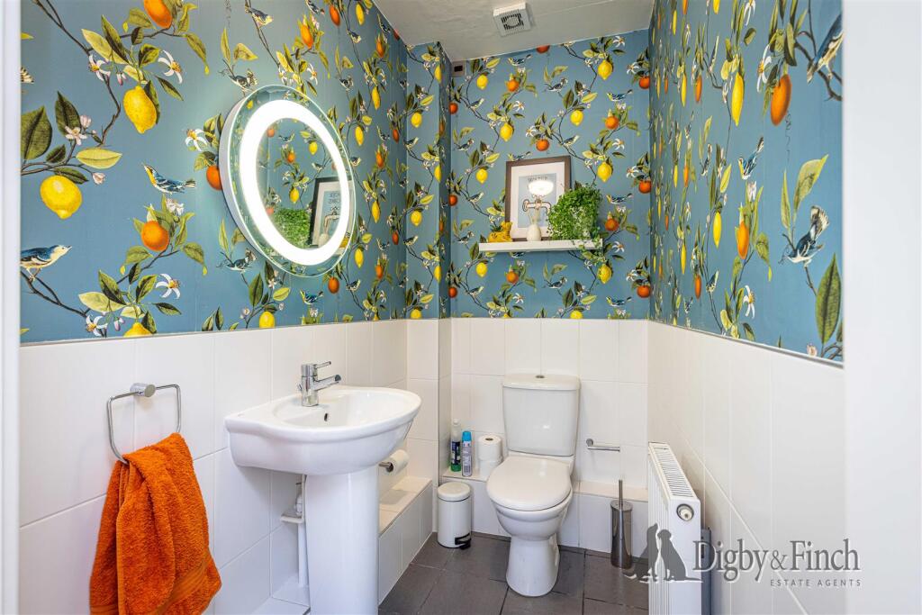 House in Rushcliffe, Radcliffe-on-Trent - View 5