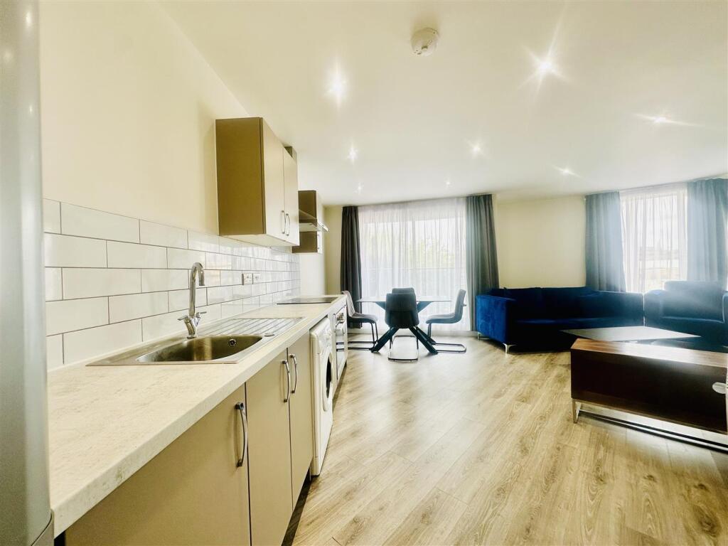 Main image of property: The Curve, Nottingham