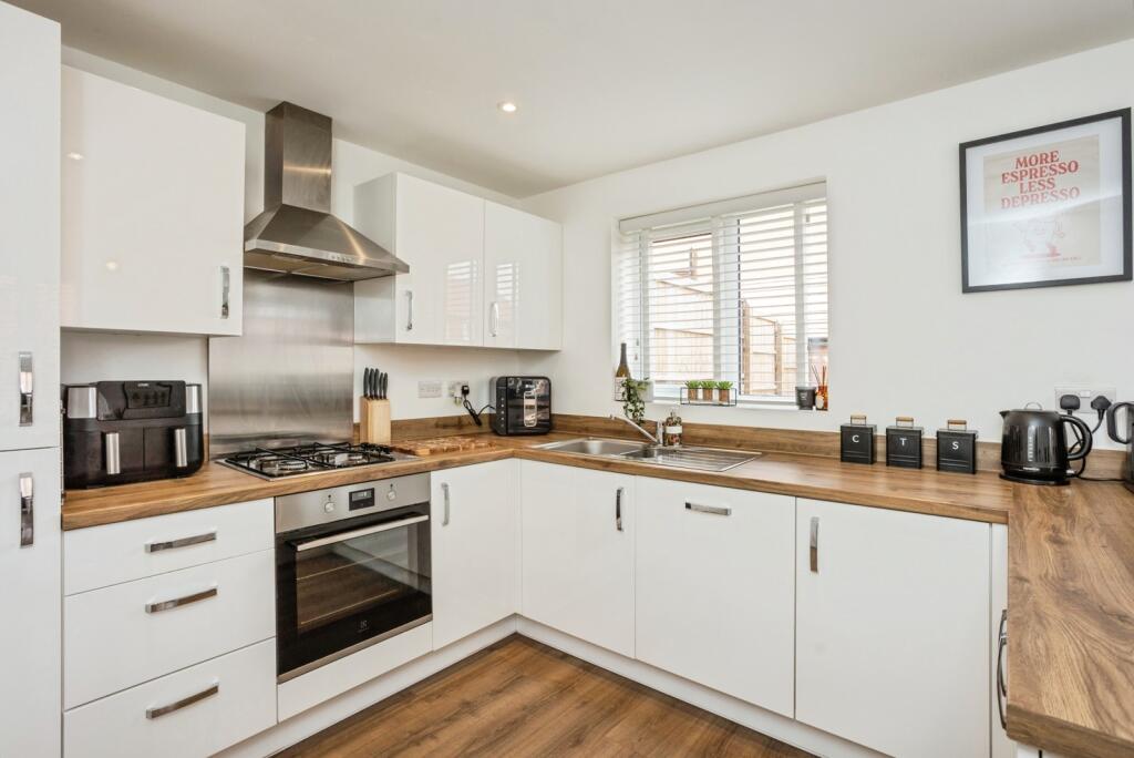 House in Charnwood, Stonebow Village - View 5