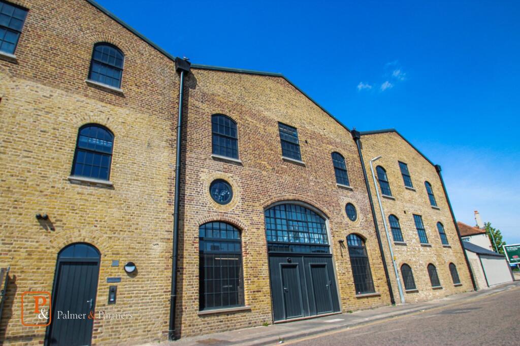 Main image of property: Maponite Buildings, Hawkins Road, Colchester, Essex, CO2