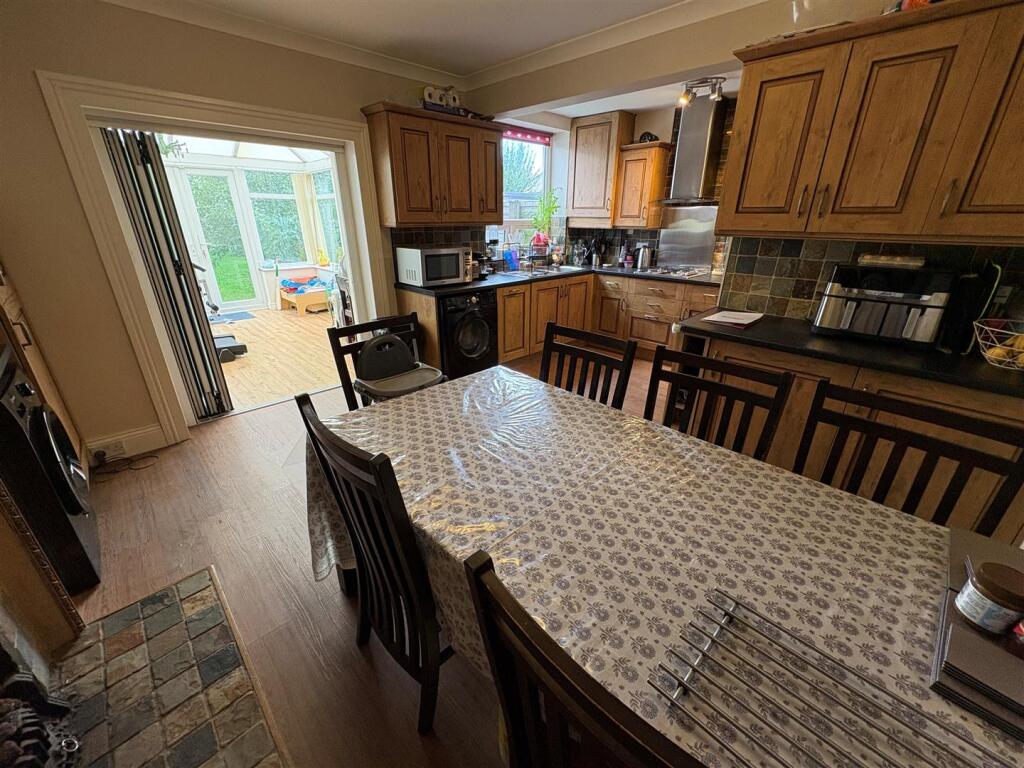 House in Bradford, Beldon Hill, Slack Side - View 5