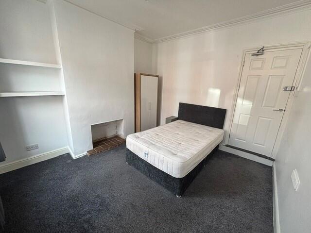 House in Derby, Allestree - View 2
