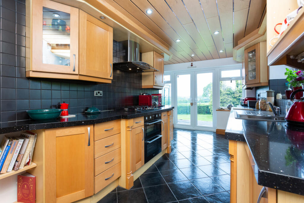 Main image of property: Whittingham Lane, Broughton, PR3