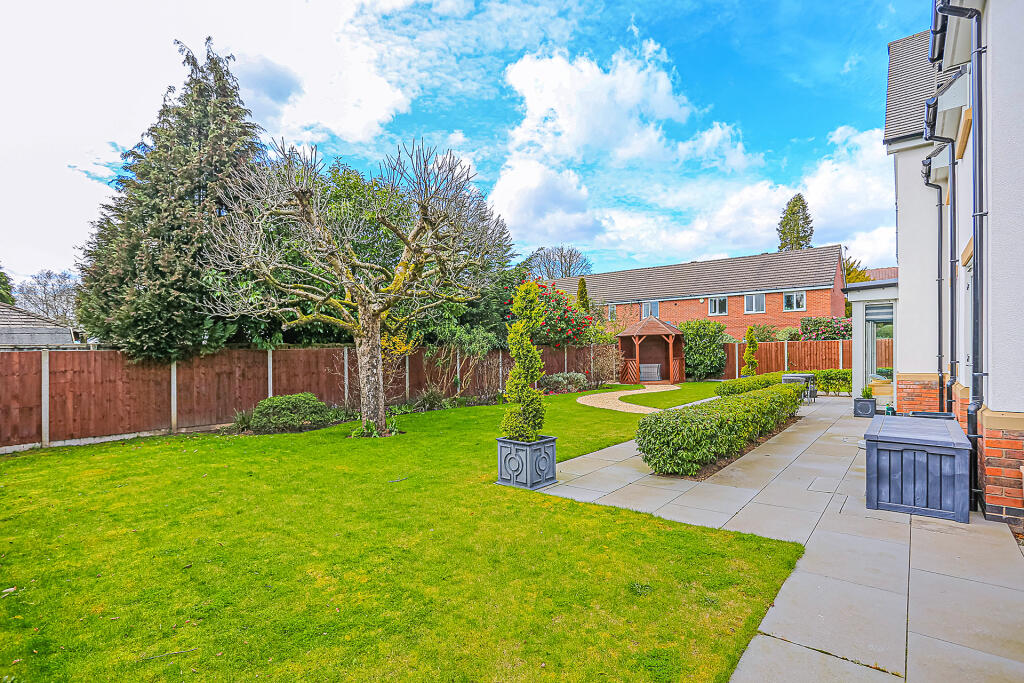 Additional image 26 of Whitegates, 334 Warwick Road, Solihull