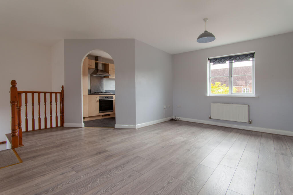 Pine Close, Rendlesham, IP12 2GD photo 4