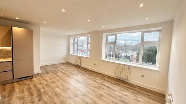 Main image of property: Gale street, Dagenham