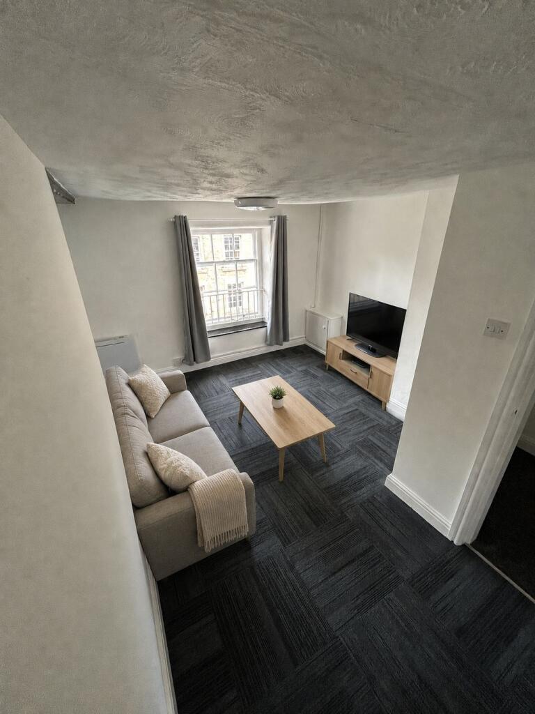 Apartment in Mansfield, Nottinghamshire - View 2