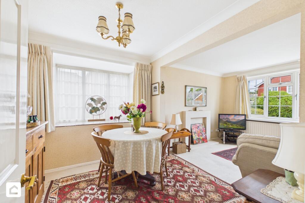 House in Tonbridge - More
