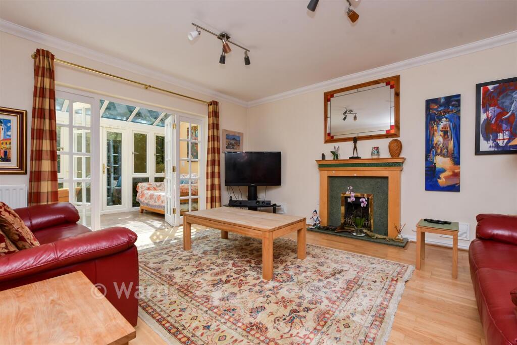 House in Canterbury - View 4