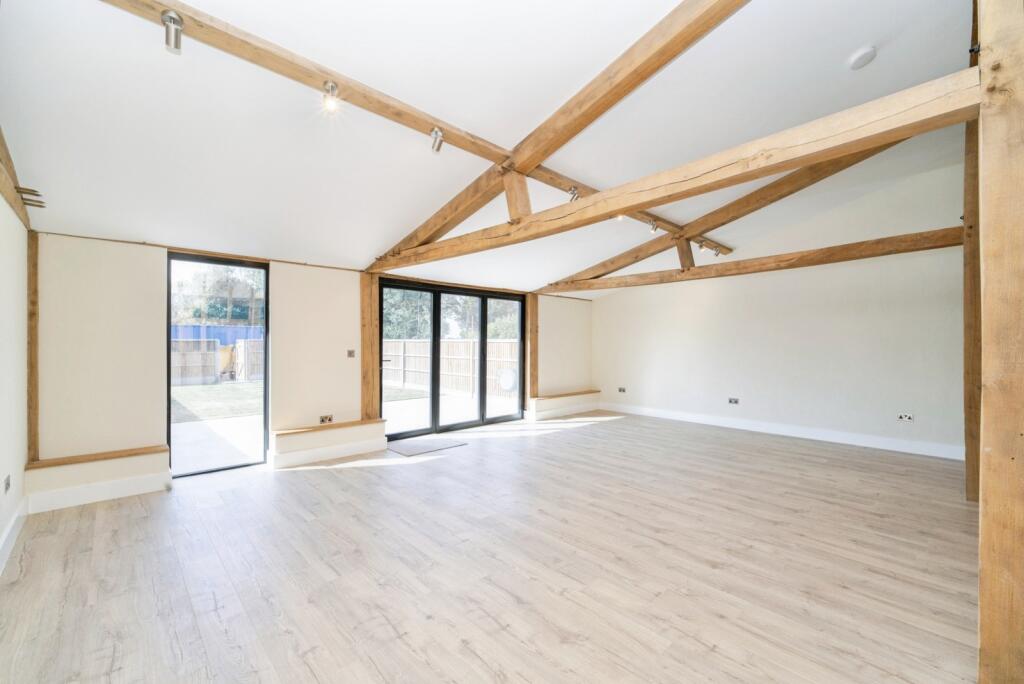 House in Southall - View 3