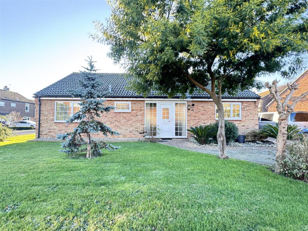 Main image of property: Woburn Way, Eastbourne, BN22 0UU