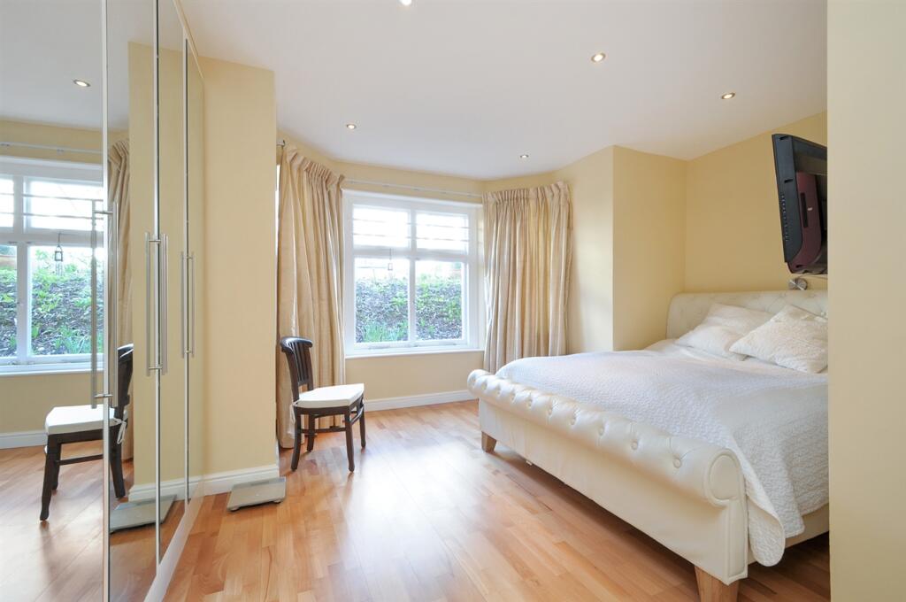Apartment in London, Primrose Hill, Belsize Park - View 5