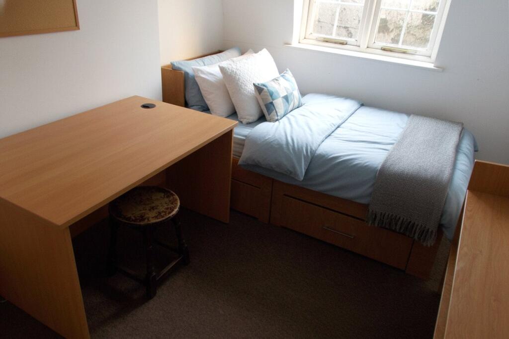 4 bedroom apartment for rent