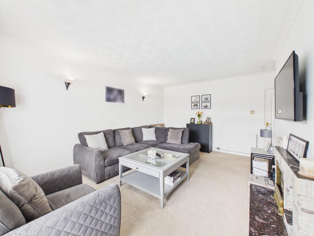 House in Wishaw, Coltness - View 3