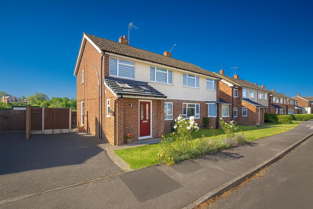 Main image of property: Kibblewhite Crescent, Twyford, Reading, Wokingham, RG10