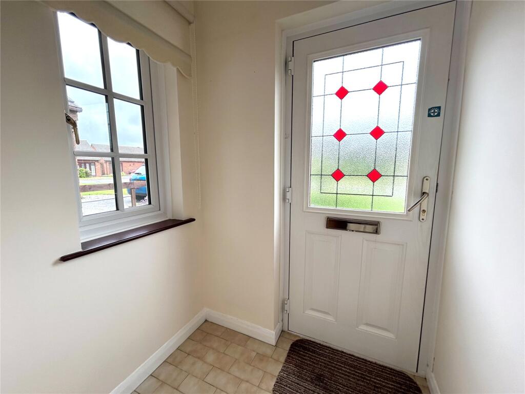 Primrose Close, Honeyborough, Neyland, Pembrokeshire, SA73 photo 3