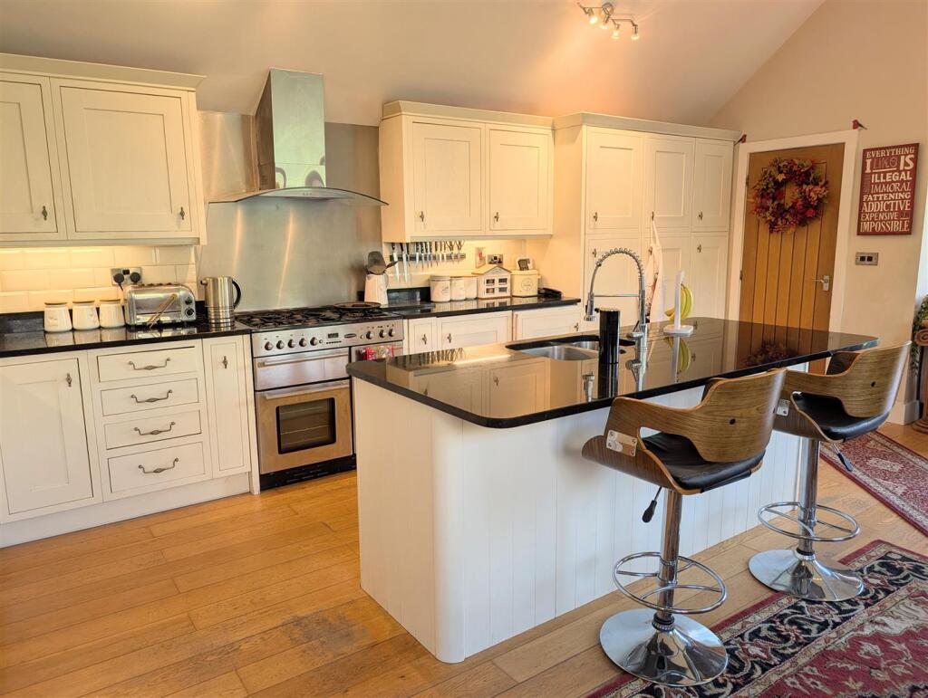 1 Longnor Park Barns, Longnor, Shrewsbury, SY5 7PP photo 4
