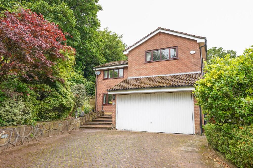Main image of property: Trevelyan Drive, Billinge, Wigan, WN5 7JU
