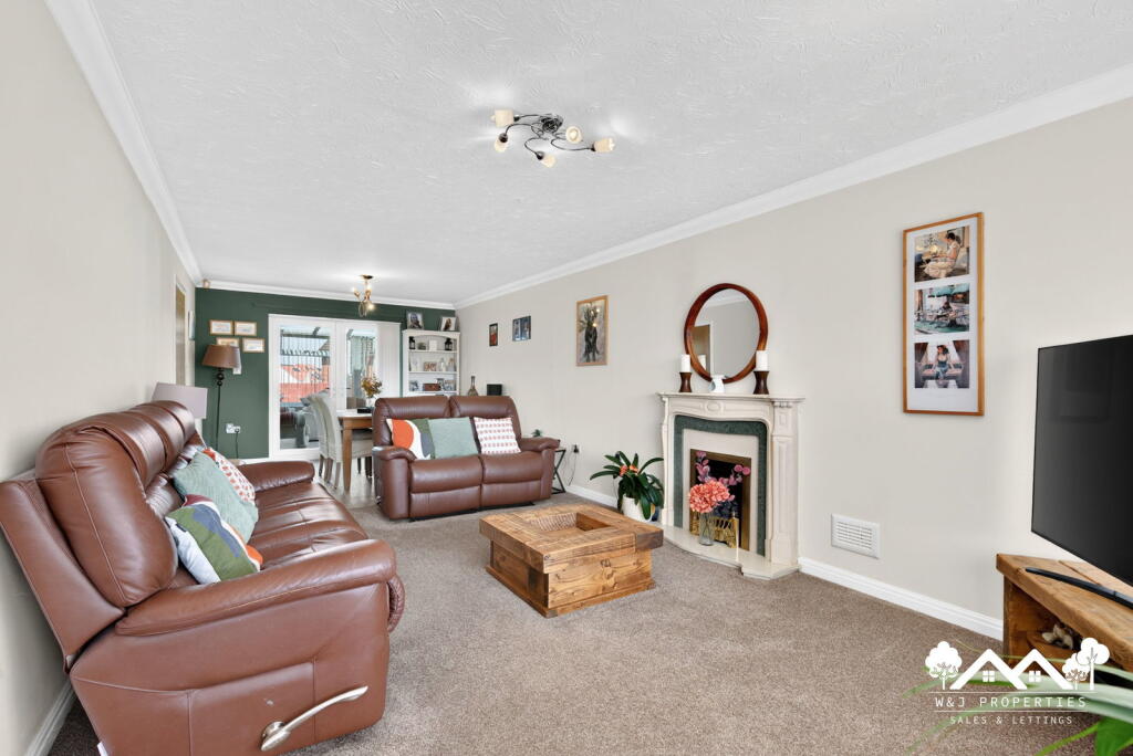 Thorneylea, Fernhurst, Blackburn, BB2 4UQ photo 4
