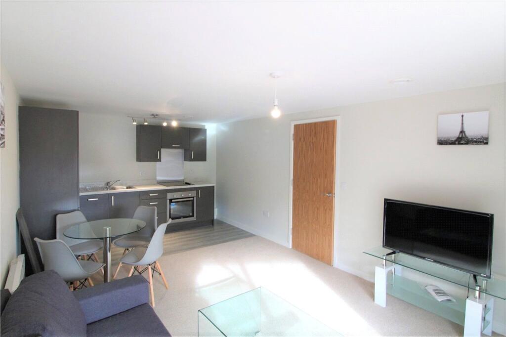 Apartment in Manchester - View 3