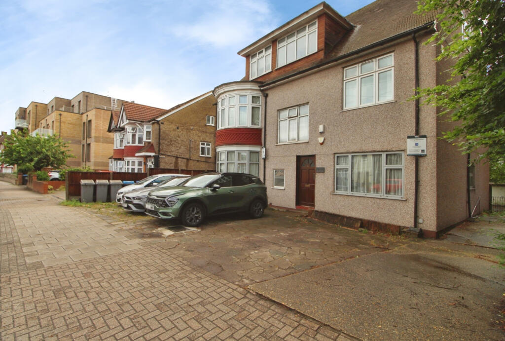 Main image of property: Kenton Road, Kenton, Harrow, HA3
