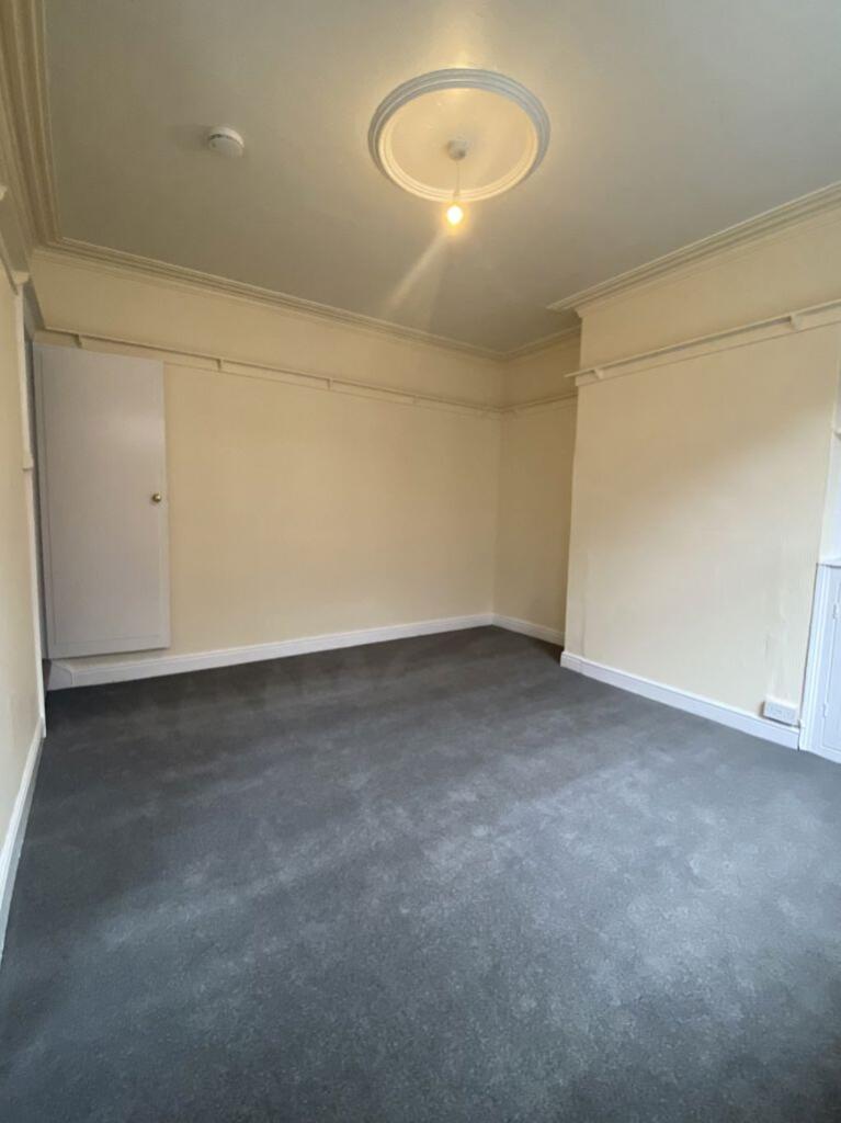 House in Leeds - View 3