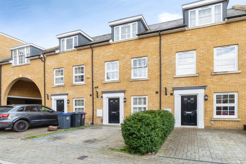 Main image of property: St. Johns Street, Hertford