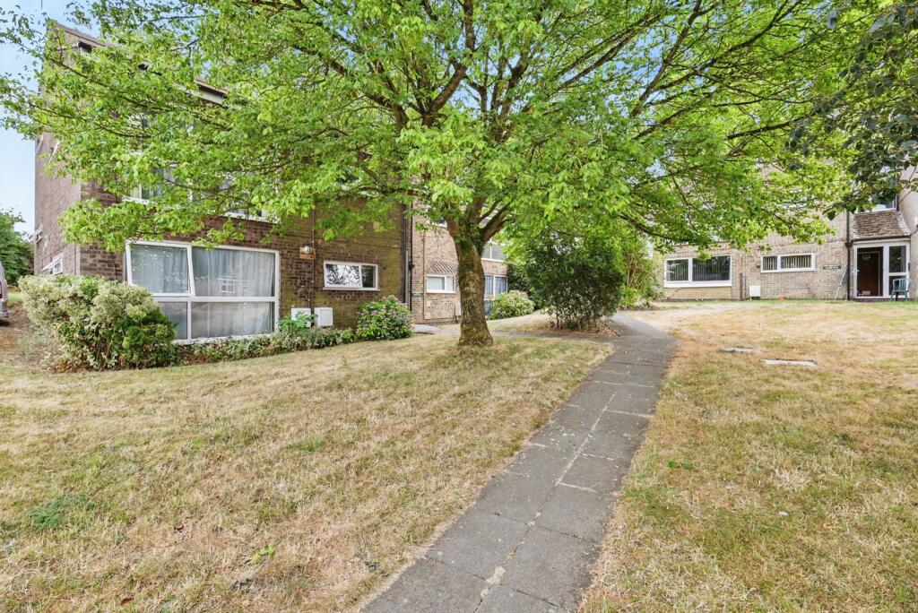 Main image of property: Lone Pine Court, Brixworth, Northampton, Northamptonshire, NN6